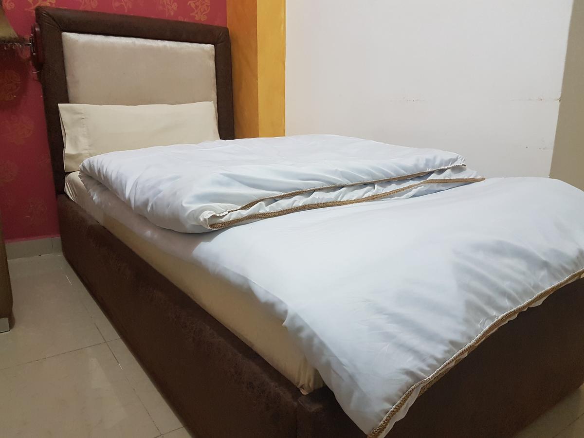 Novo Hotel Brazzaville Esterno foto
