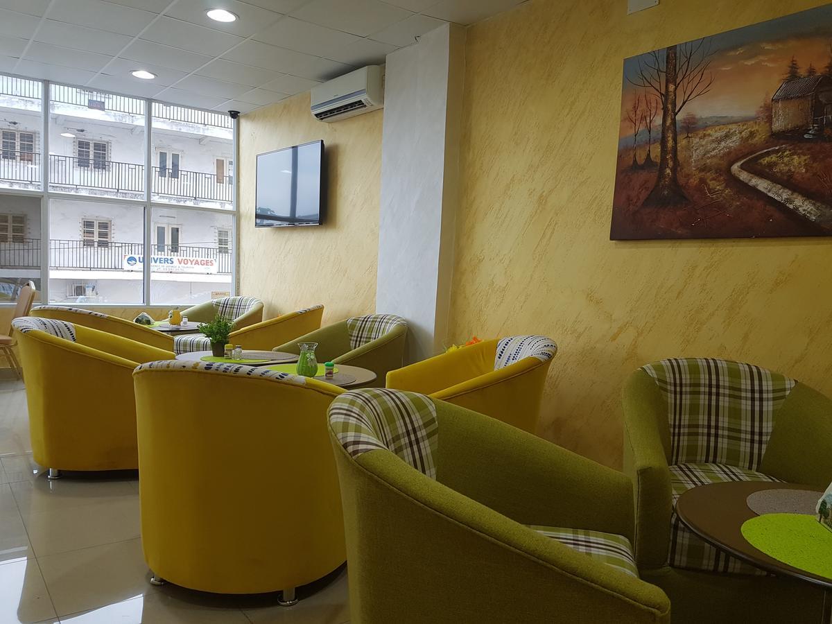 Novo Hotel Brazzaville Esterno foto