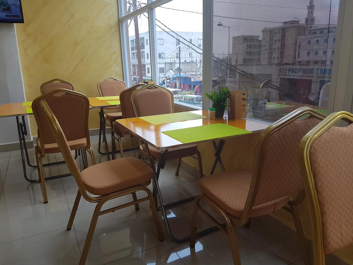 Novo Hotel Brazzaville Esterno foto